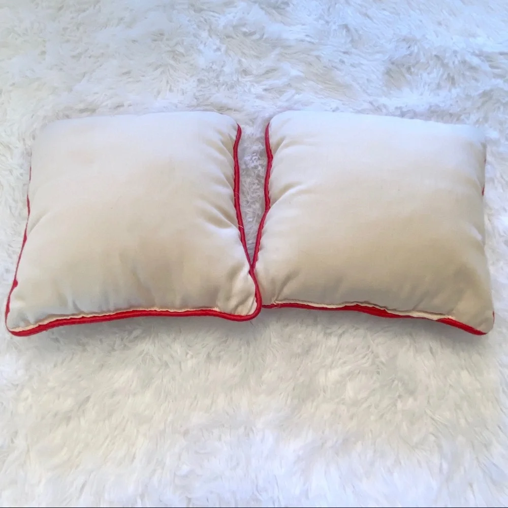 Vintage Christmas Holiday Santa And Sleigh Mini Pair Of Pillows
